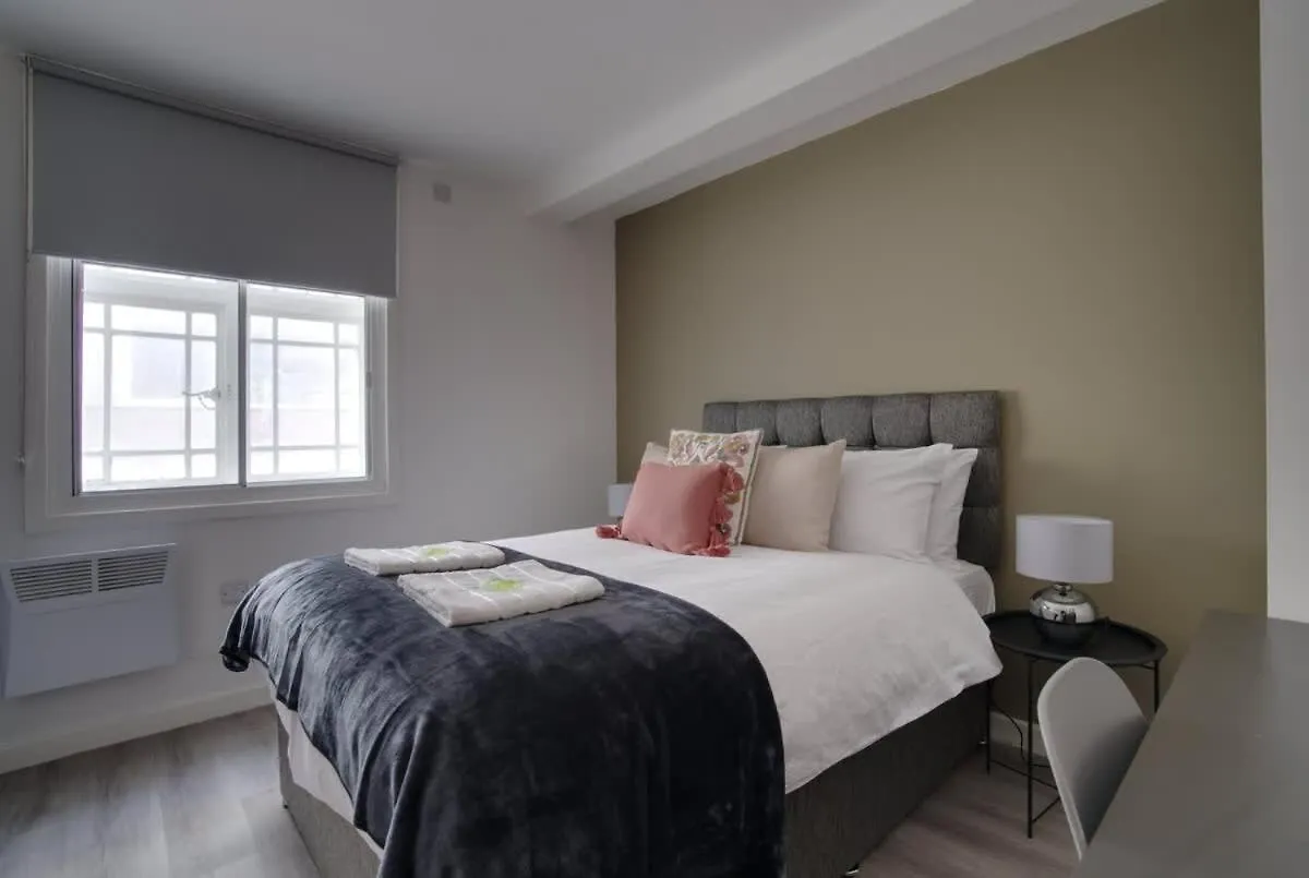 2Br City Centre Apt, Self Check In, Wifi, By Derbnb Sheffield 0*,  United Kingdom